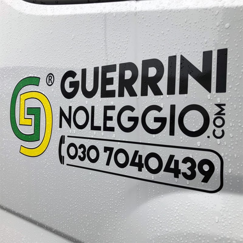 Adesivi prespaziati per furgone