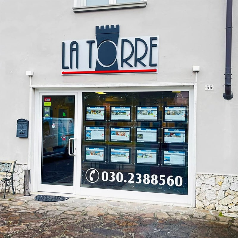 Insegna 3D  per immobiliare